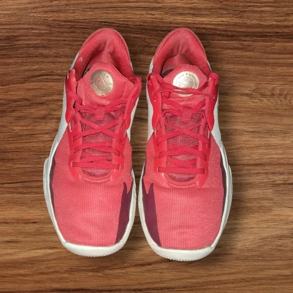 Nike Red and Gold Sneakers - Picture 5 of 8